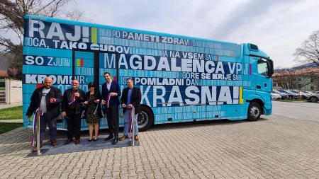 NOV BIBLIOBUS ZA ZGORNJE POSOČJE